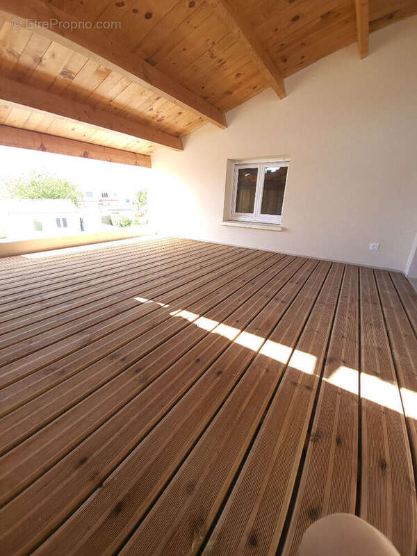 Maison à TONNAY-CHARENTE