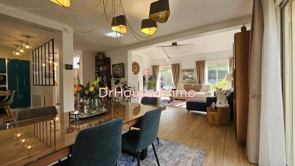 Maison à LES ALLUETS-LE-ROI