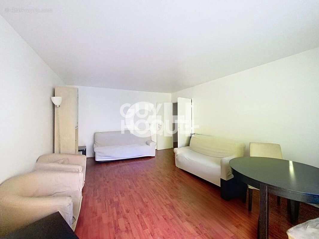 Appartement à PARIS-20E