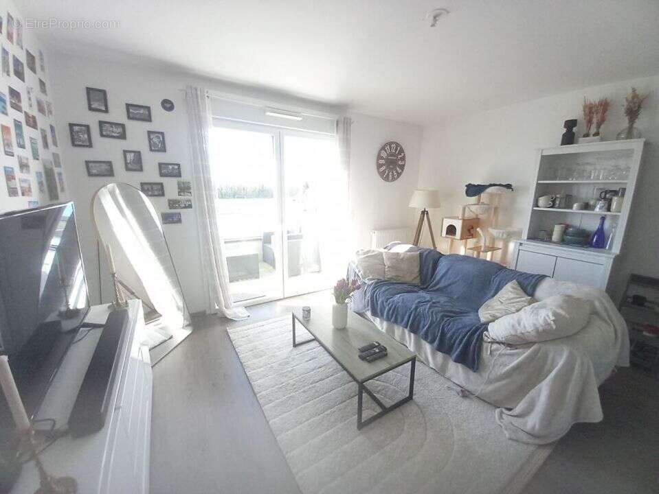 Appartement à MONDEVILLE