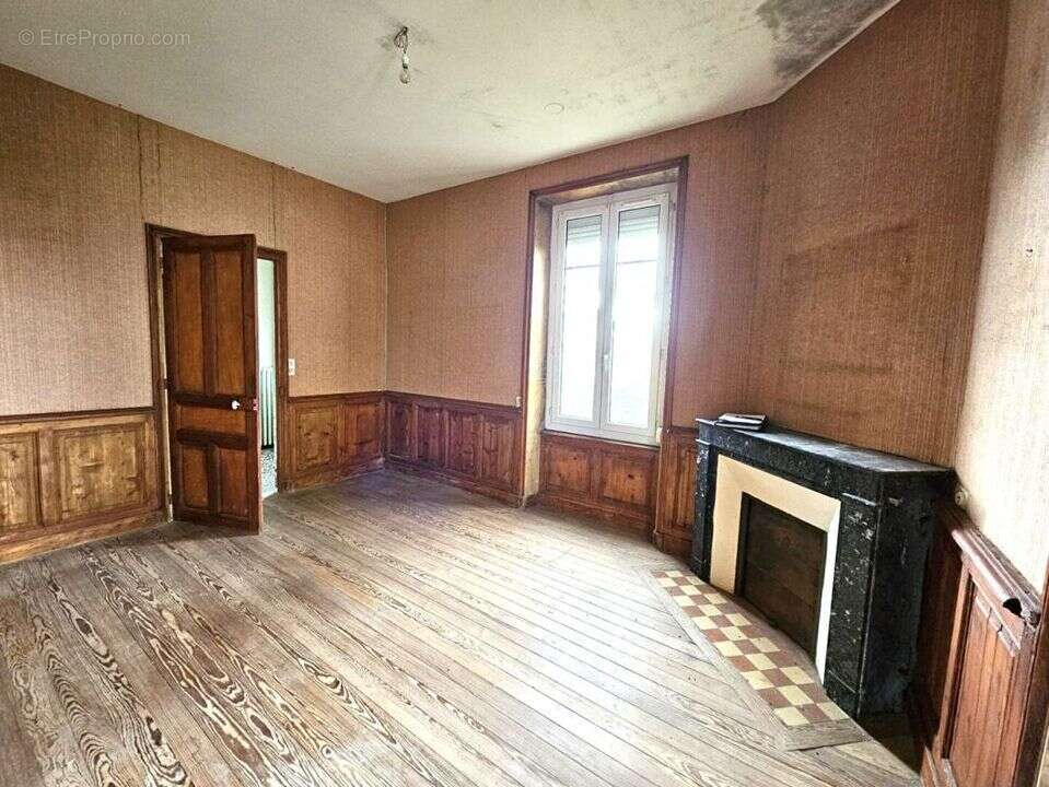 Maison à VILLERS-BOCAGE