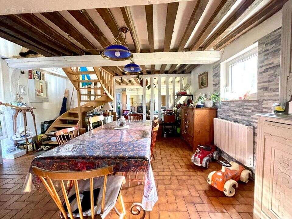 Maison à SAINT-GEORGES-EN-AUGE