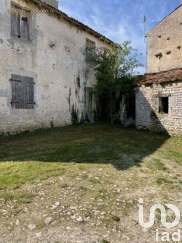 Photo 5 - Maison à SAINT-JEAN-D&#039;ANGELY