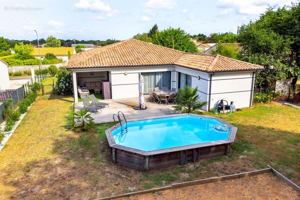 Maison à CARTELEGUE