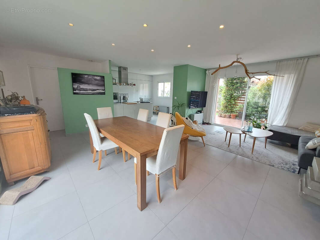 Maison à CHAMPIGNY-SUR-MARNE