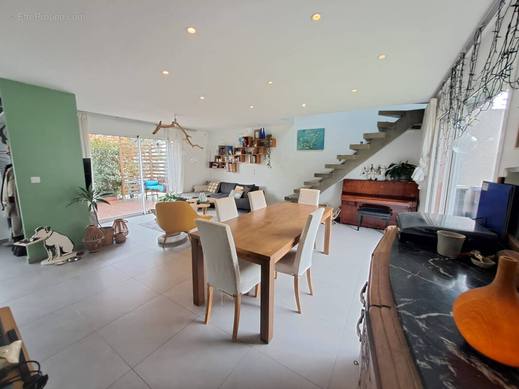 Maison à CHAMPIGNY-SUR-MARNE