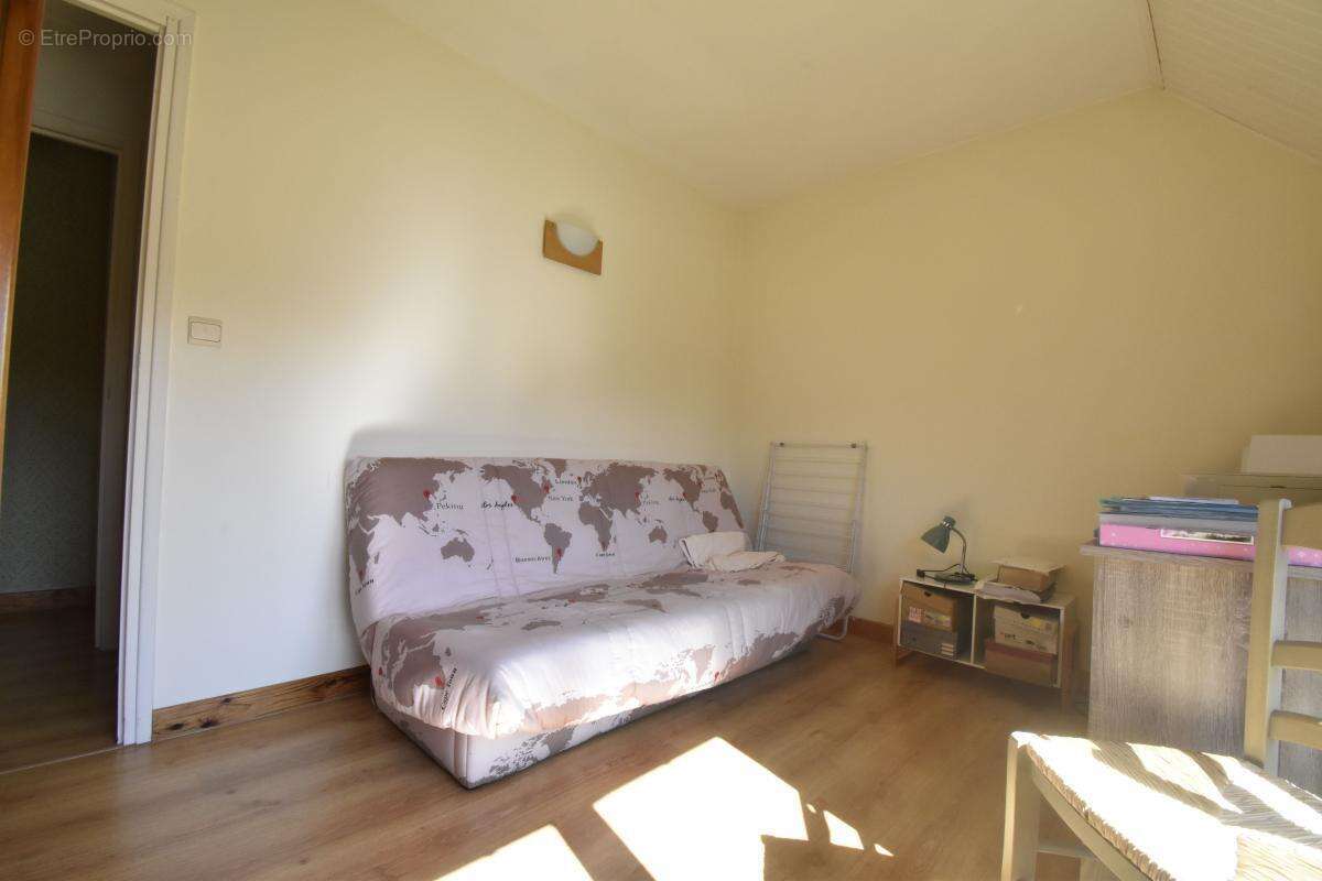 Maison à SUILLY-LA-TOUR