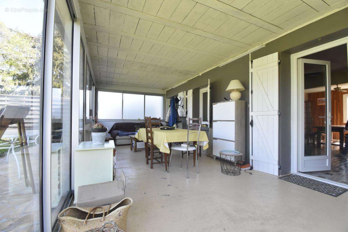 Maison à SUILLY-LA-TOUR