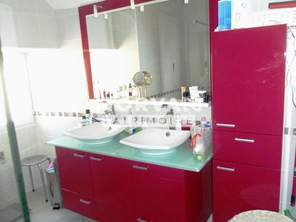 Maison à SAINT-SAULGE