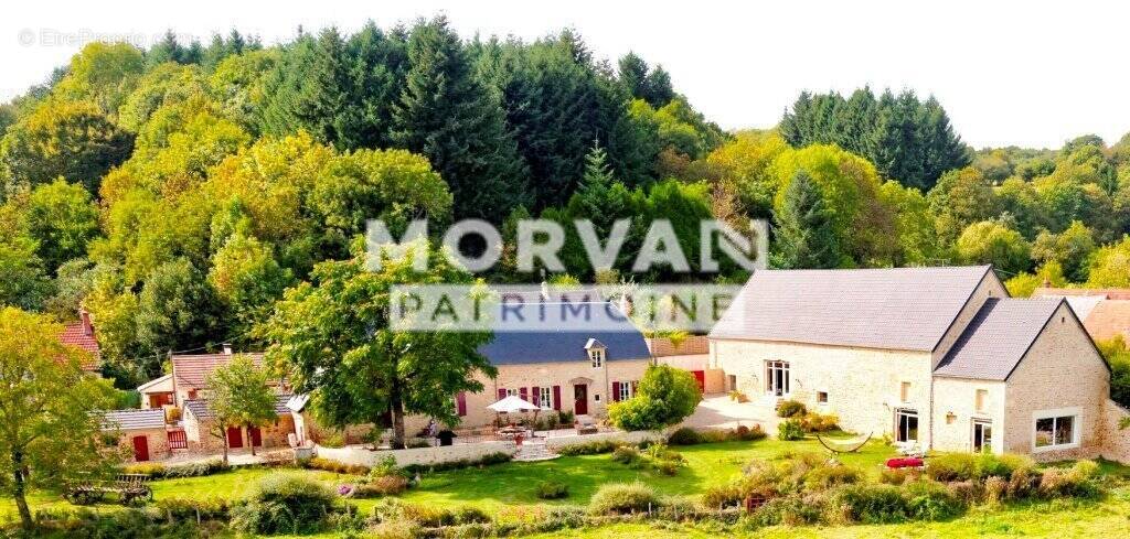 Maison à SAINT-SAULGE