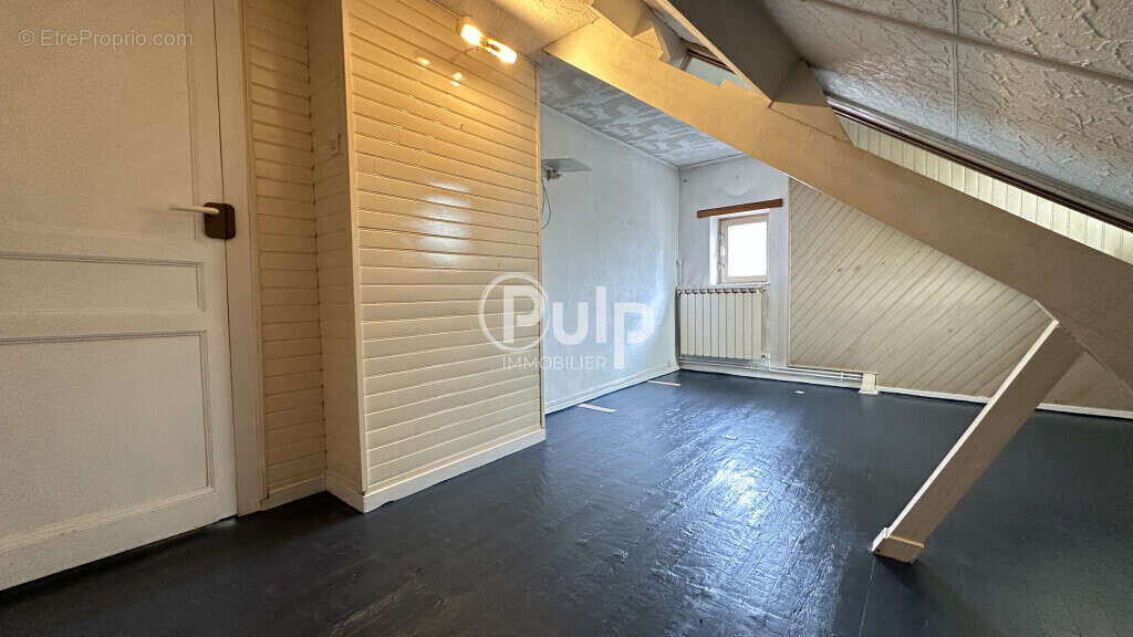 Maison à BRUAY-LA-BUISSIERE