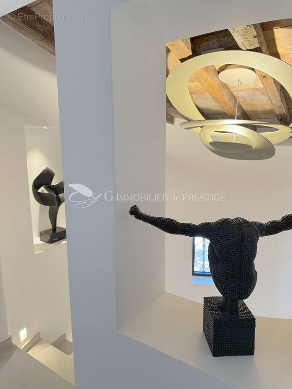 Maison à L&#039;ISLE-SUR-LA-SORGUE