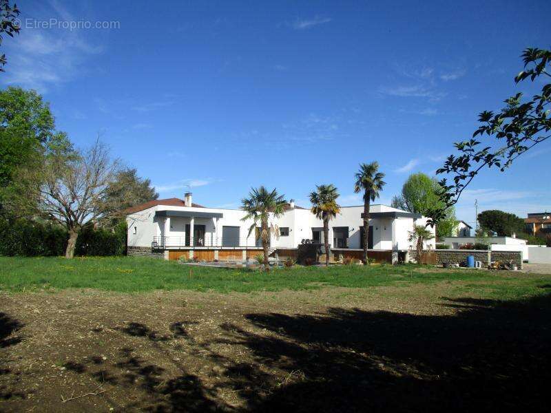 Maison à TARBES