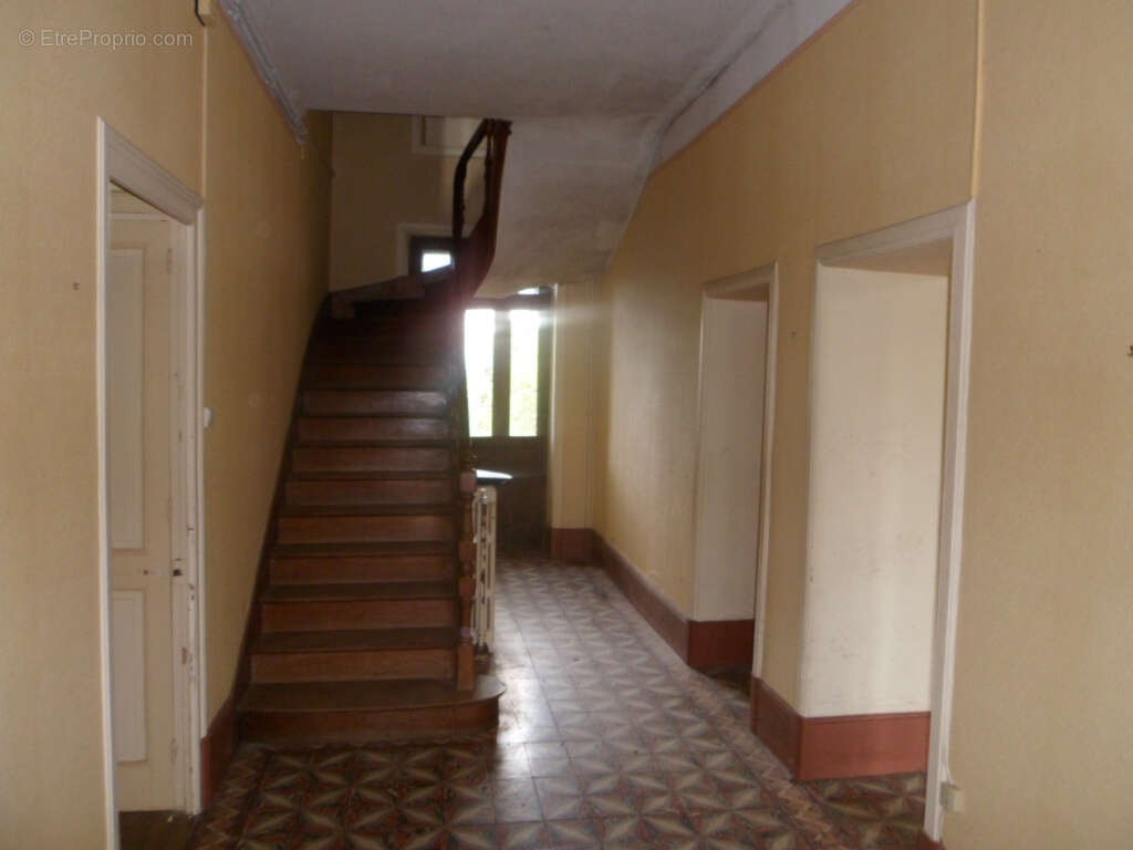 Maison à SAINT-PIERRE-DU-CHEMIN