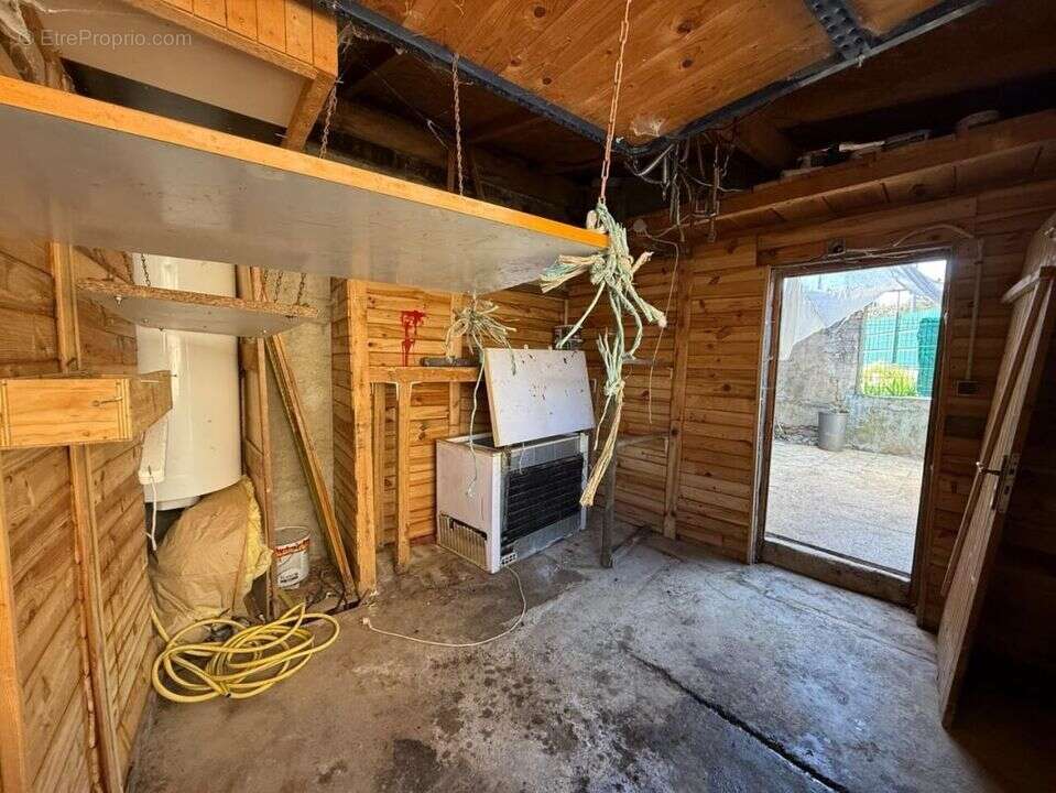 Maison à SAINT-CHRISTOPHE-ET-LE-LARIS