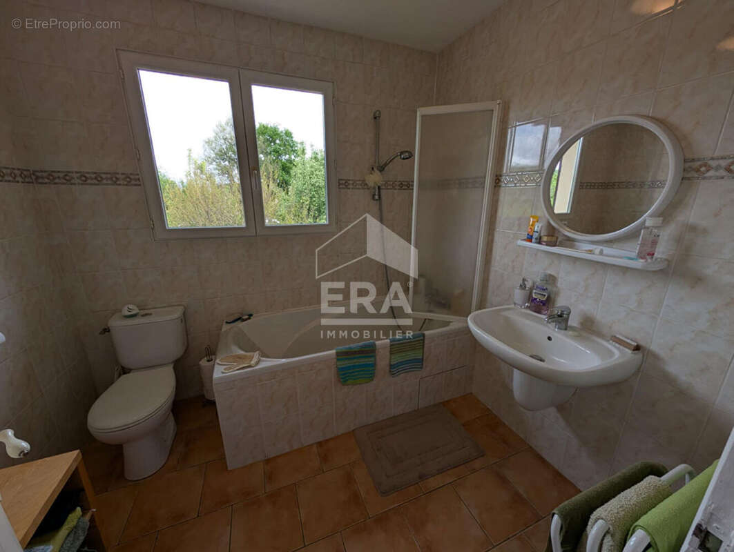 Maison à MONTPON-MENESTEROL