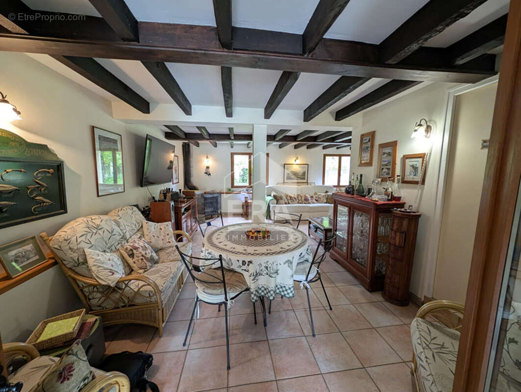 Maison à MONTPON-MENESTEROL