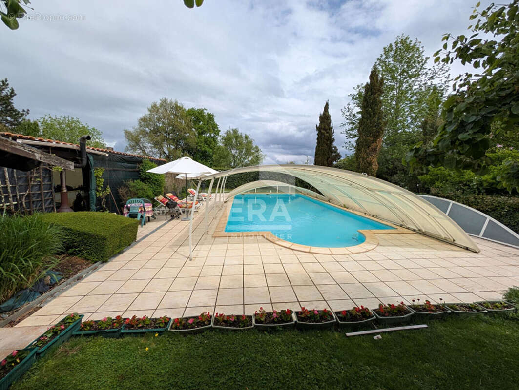 Maison à MONTPON-MENESTEROL