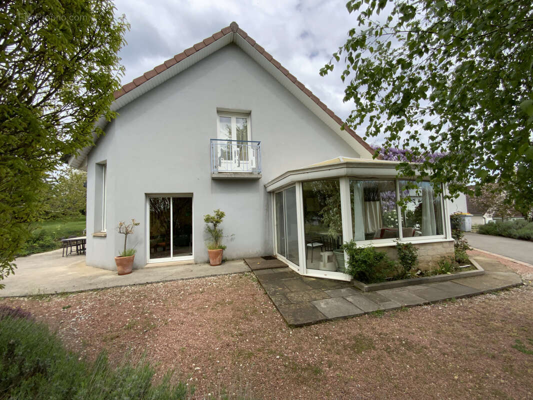 Maison à ATHESANS-ETROITEFONTAINE