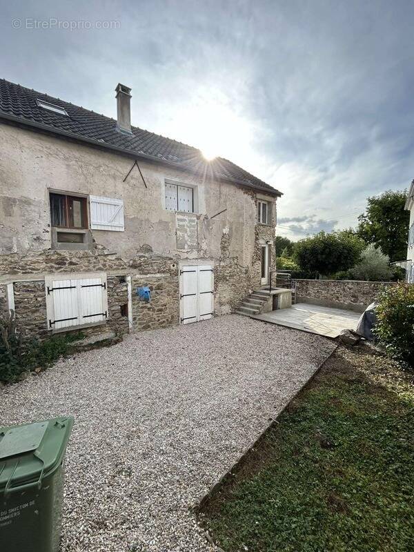 Maison à SABLONNIERES