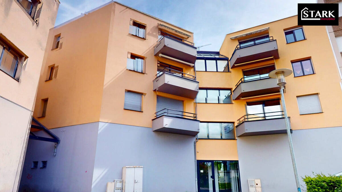 Appartement à VIEUX-CHARMONT