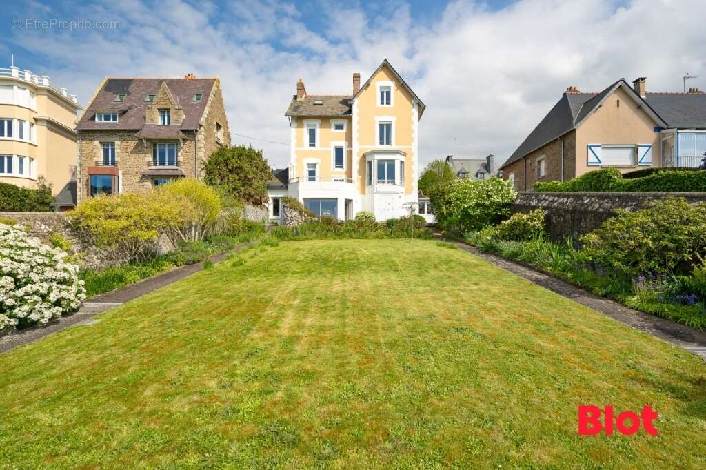 Maison à SAINT-MALO
