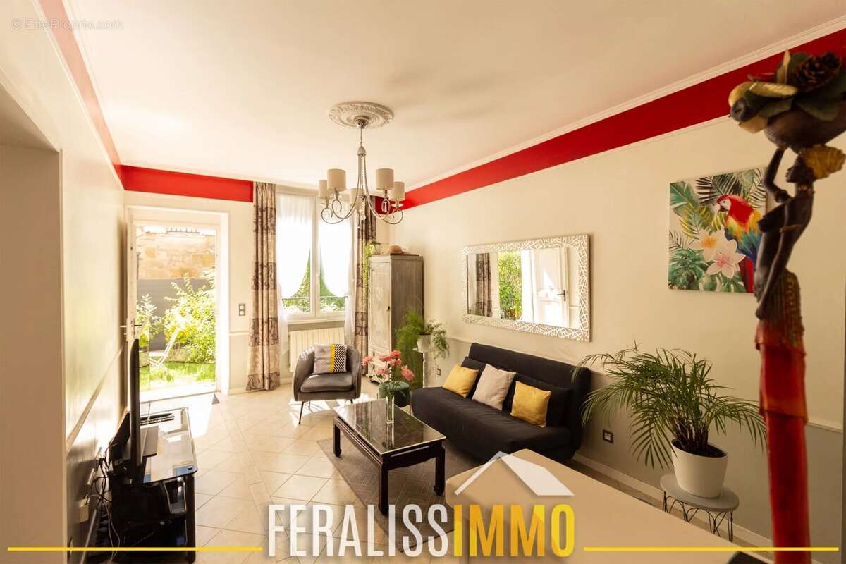 Appartement à JOUY-LE-MOUTIER