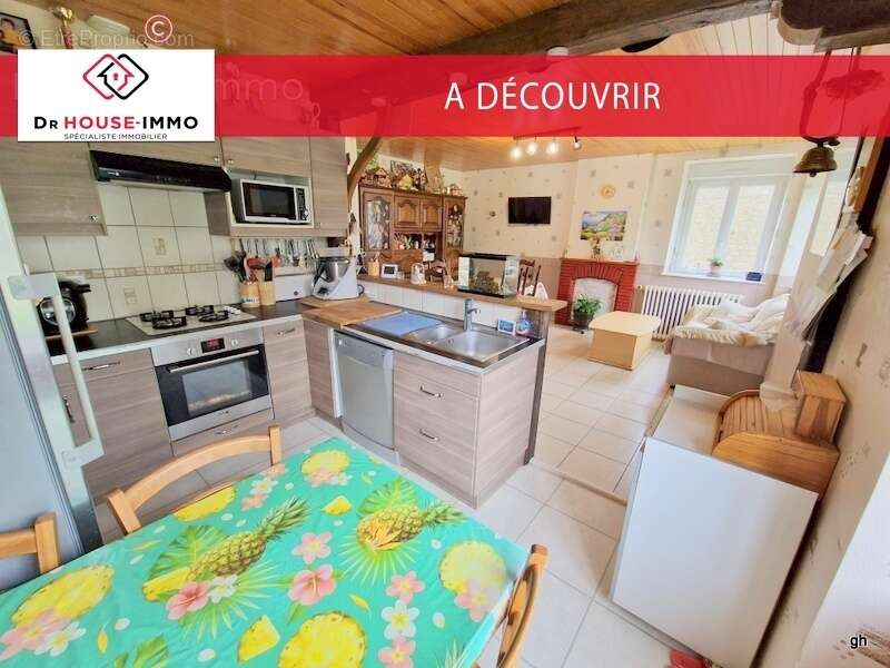 Maison à LOUVIGNE-DU-DESERT