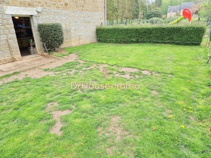 Maison à LOUVIGNE-DU-DESERT