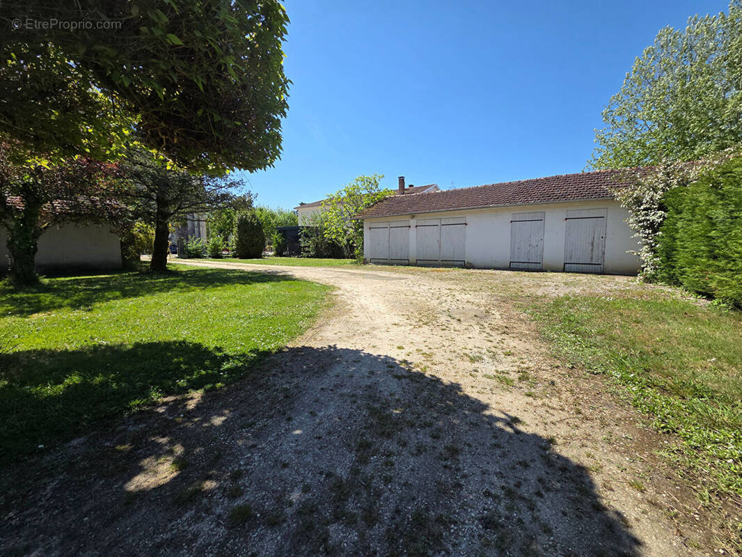 Terrain à MARCHEPRIME