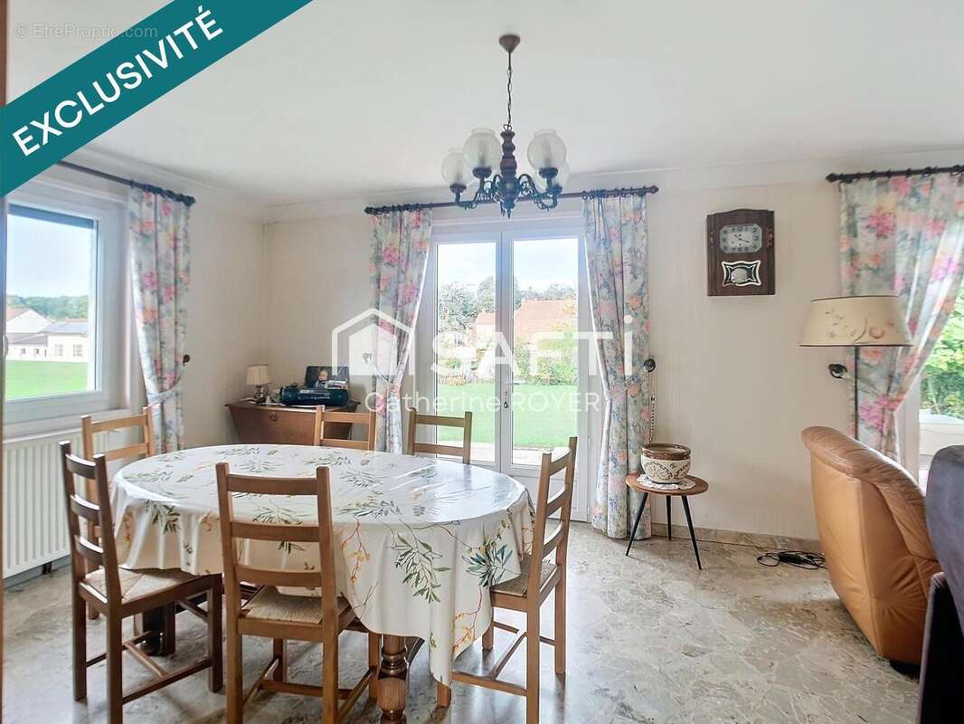 Photo 6 - Maison à LA CHAPELLE-SAINT-SAUVEUR