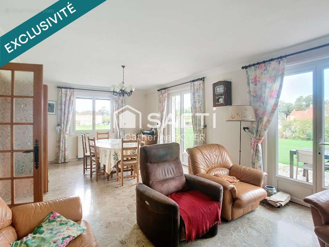 Photo 7 - Maison à LA CHAPELLE-SAINT-SAUVEUR