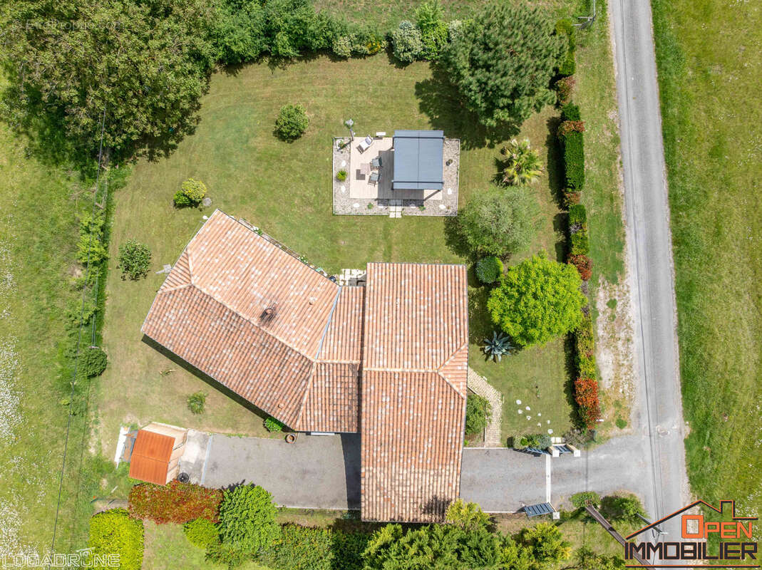 Maison à MONFLANQUIN