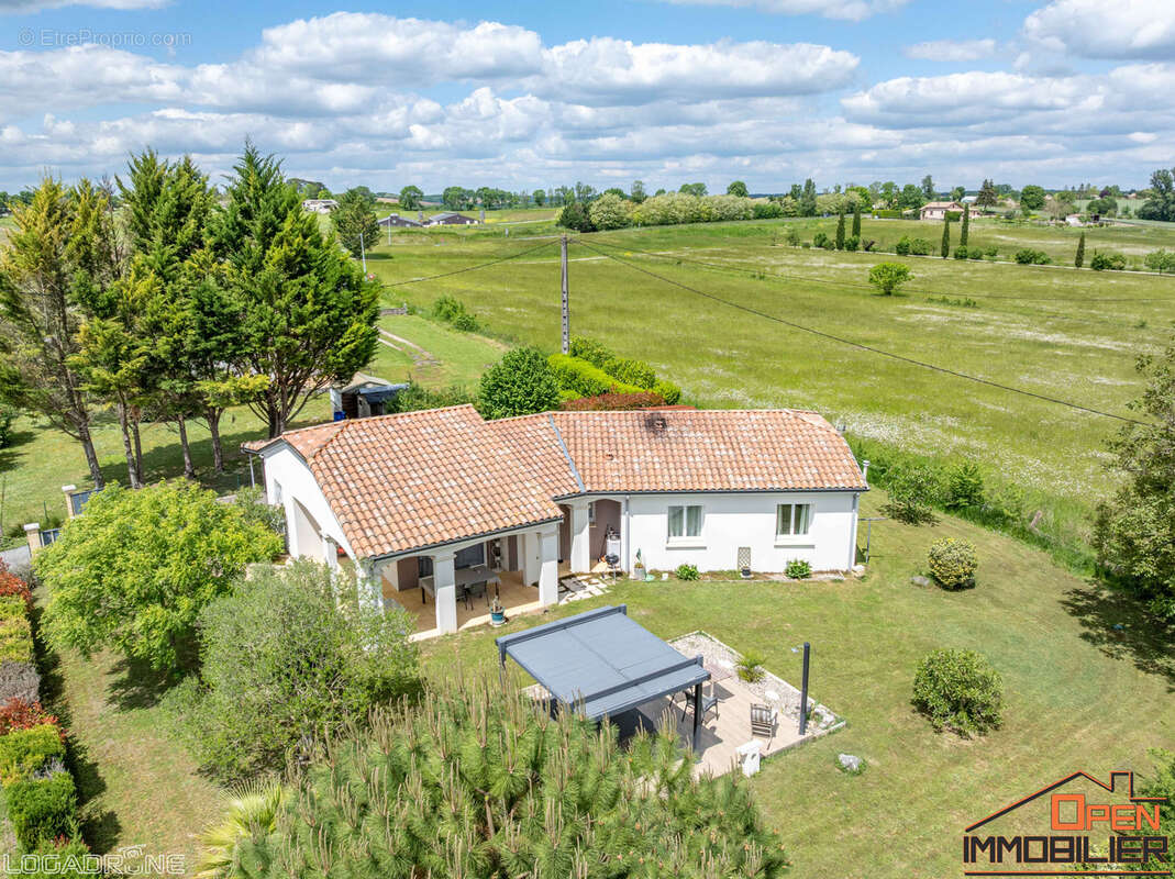 Maison à MONFLANQUIN
