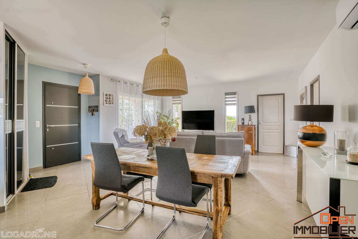 Maison à MONFLANQUIN