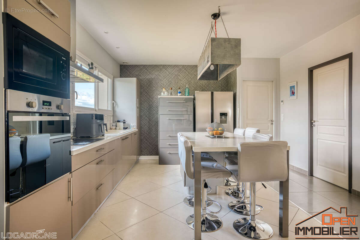 Maison à MONFLANQUIN