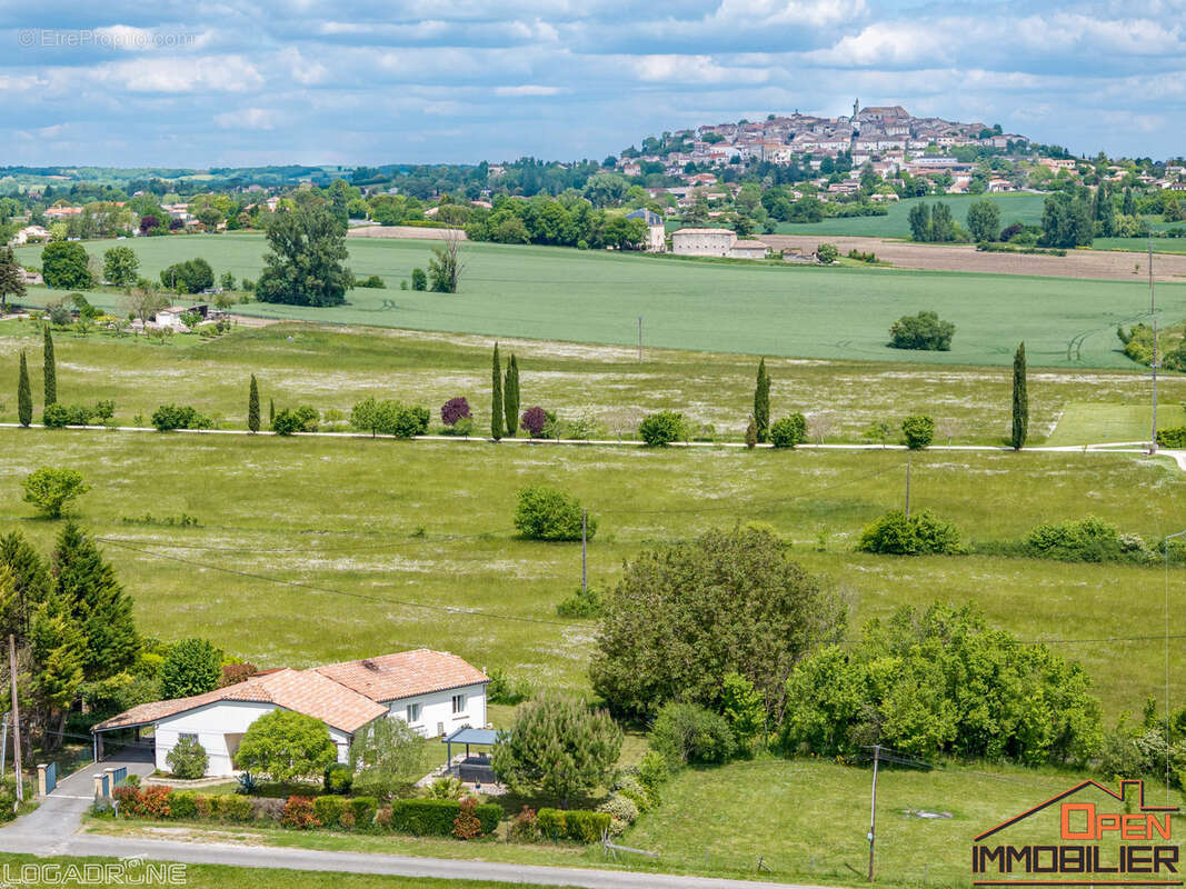 Maison à MONFLANQUIN