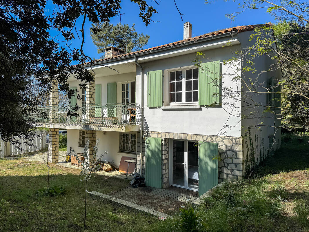 Maison à SAINT-PALAIS-SUR-MER