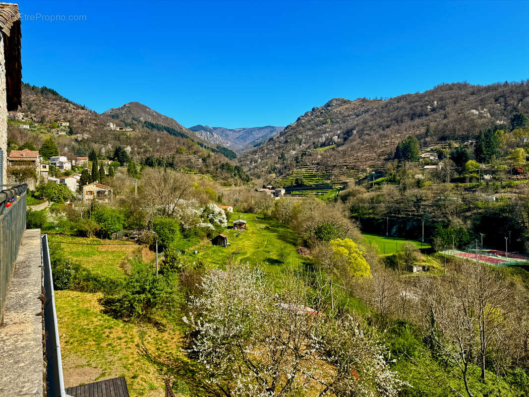 Maison à ANTRAIGUES-SUR-VOLANE