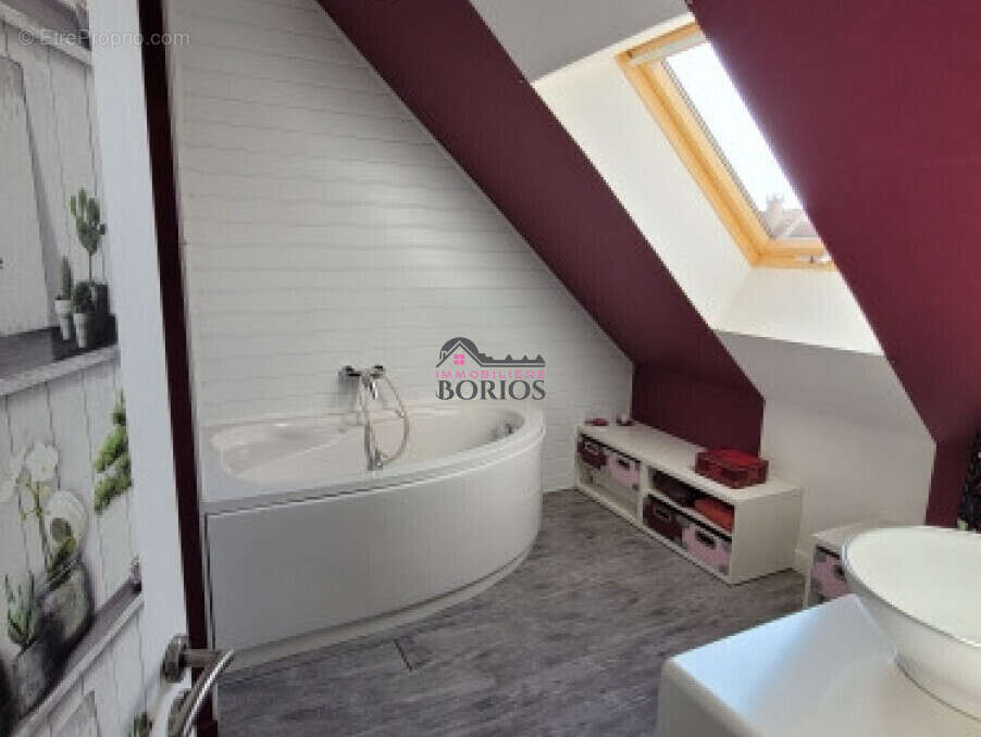 Maison à SAINT-GERMAIN-DU-PLAIN