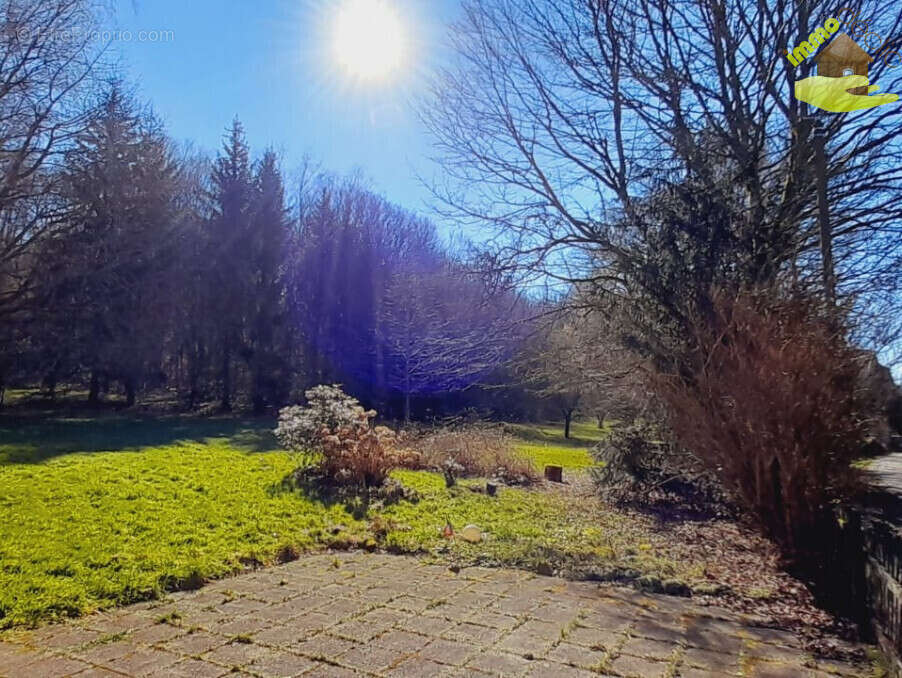 Maison à LE CLERJUS