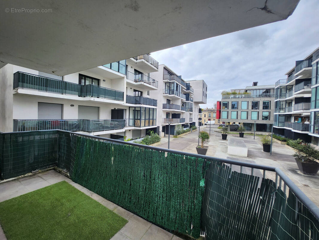 Photo 1 - Appartement à BORDEAUX