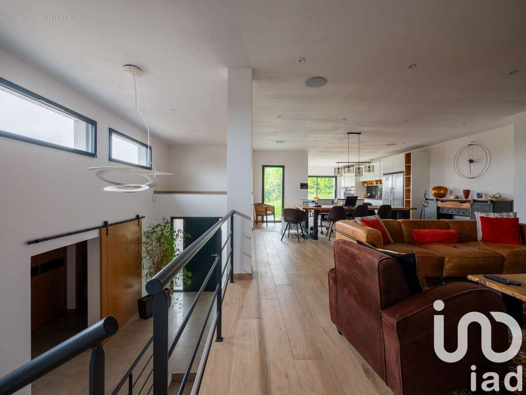 Photo 8 - Maison à CREGY-LES-MEAUX