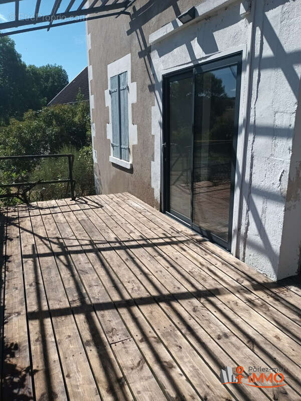 Maison à DAMPIERRE-SOUS-BOUHY