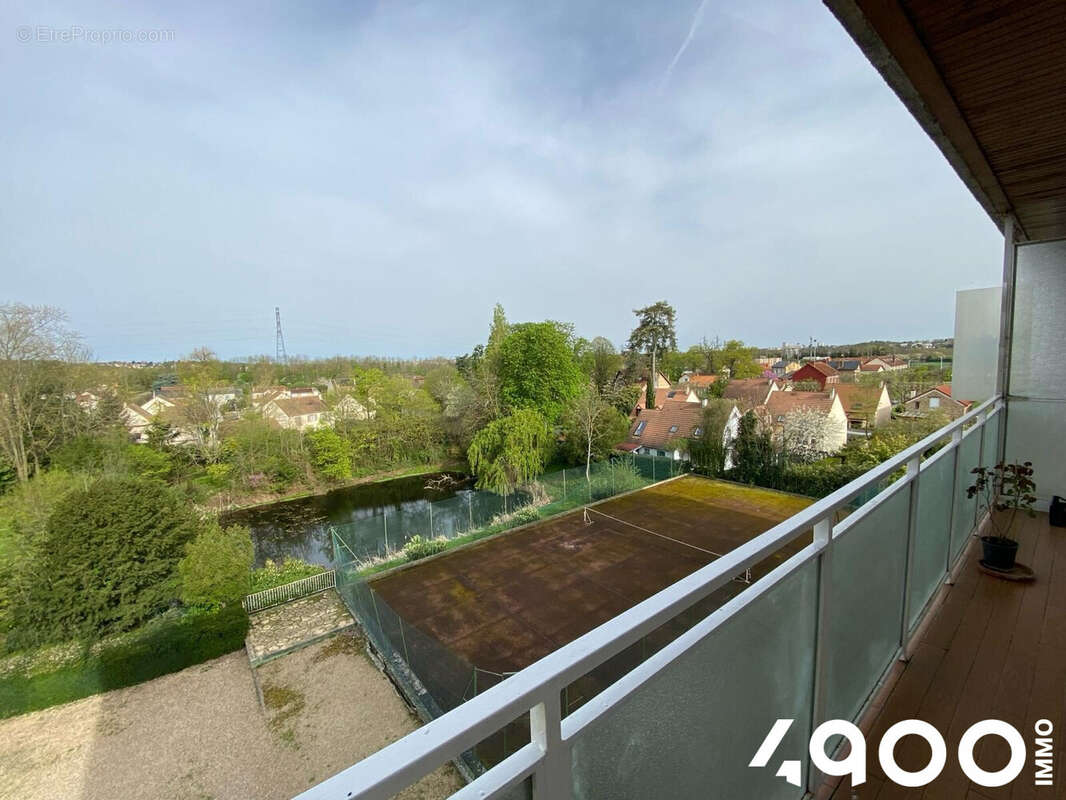 Appartement à RIS-ORANGIS