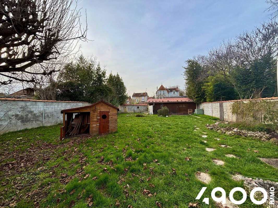 Maison à RIS-ORANGIS