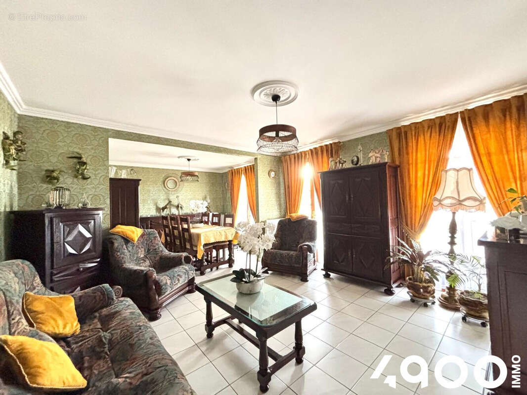 Maison à RIS-ORANGIS