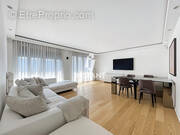 Appartement à CHARENTON-LE-PONT