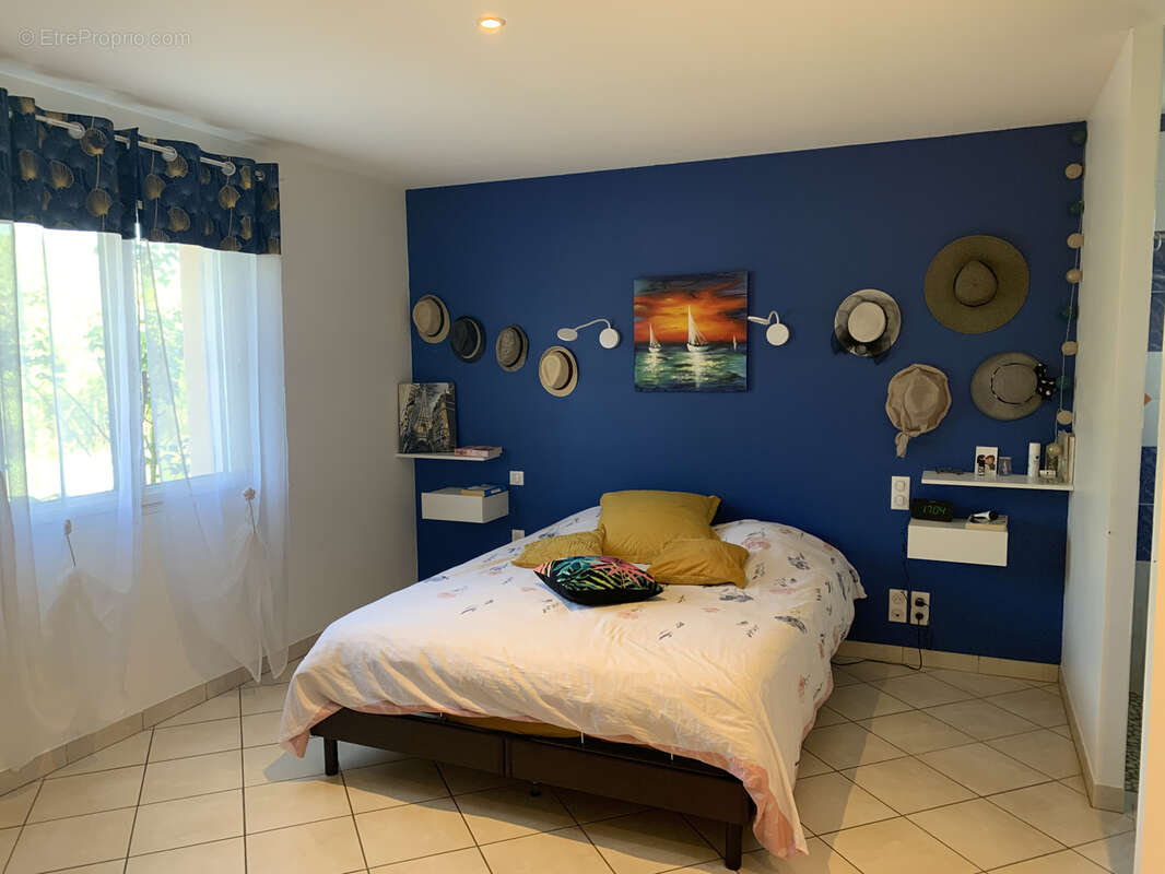 Maison à BRIGNAC-LA-PLAINE