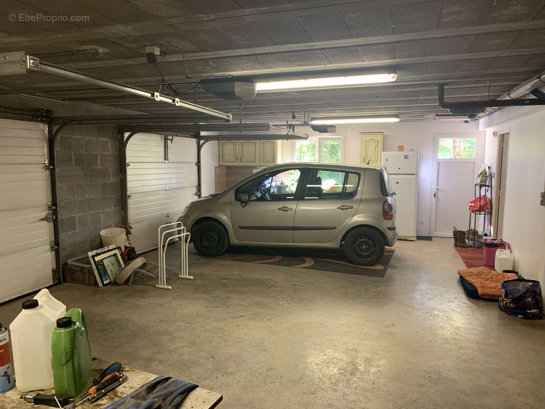 Maison à BRIGNAC-LA-PLAINE